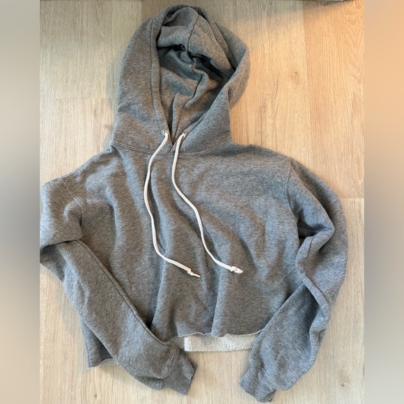 wild fable Tops - Gray cropped Women's Hoodie XS